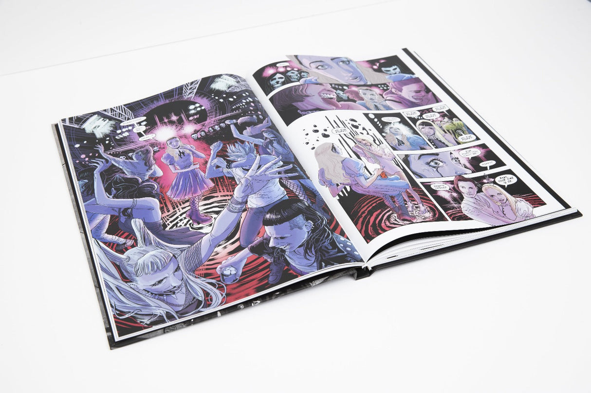 Poppy: Poppy's Inferno - Deluxe Book