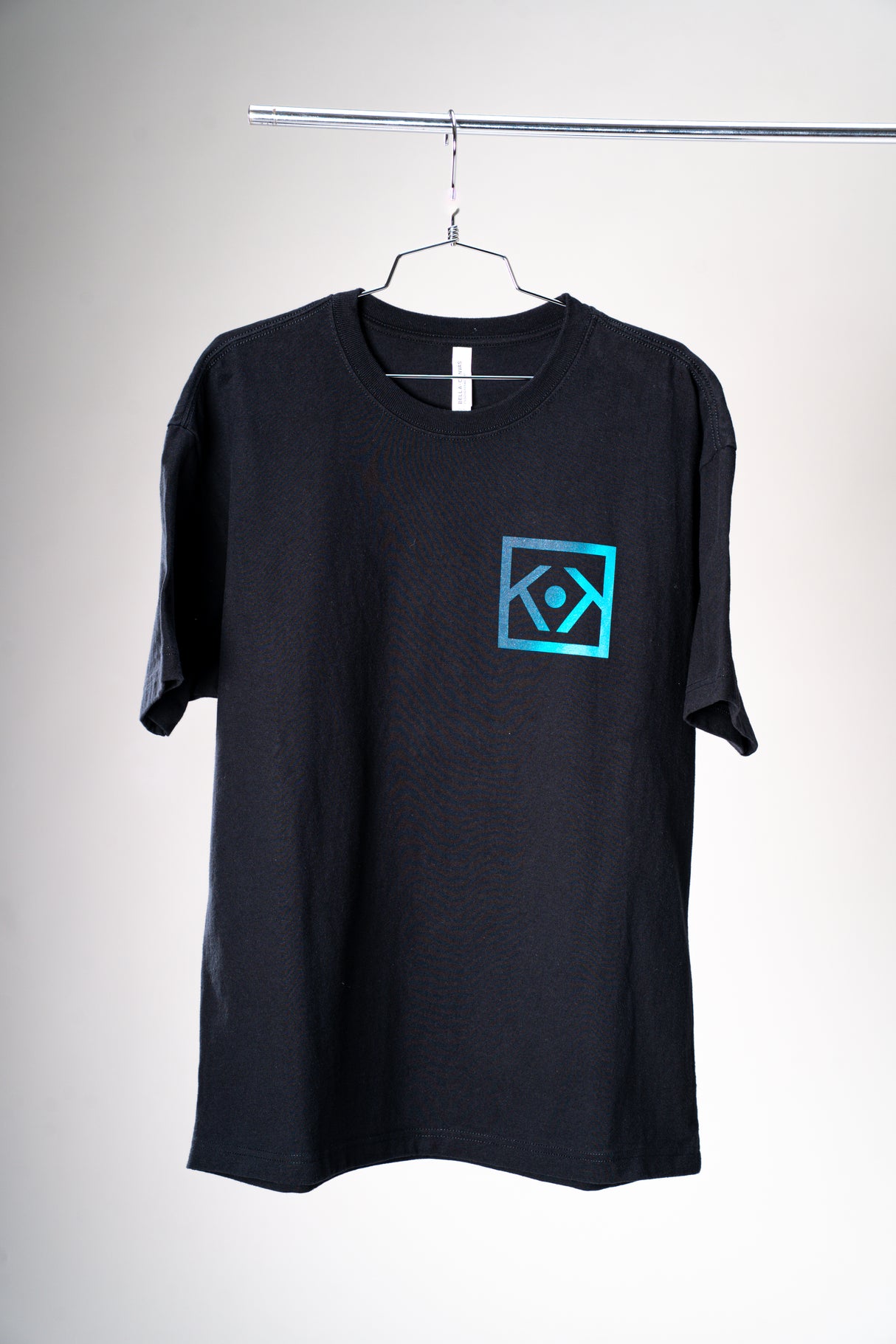 breakkaway - Reach T-Shirt