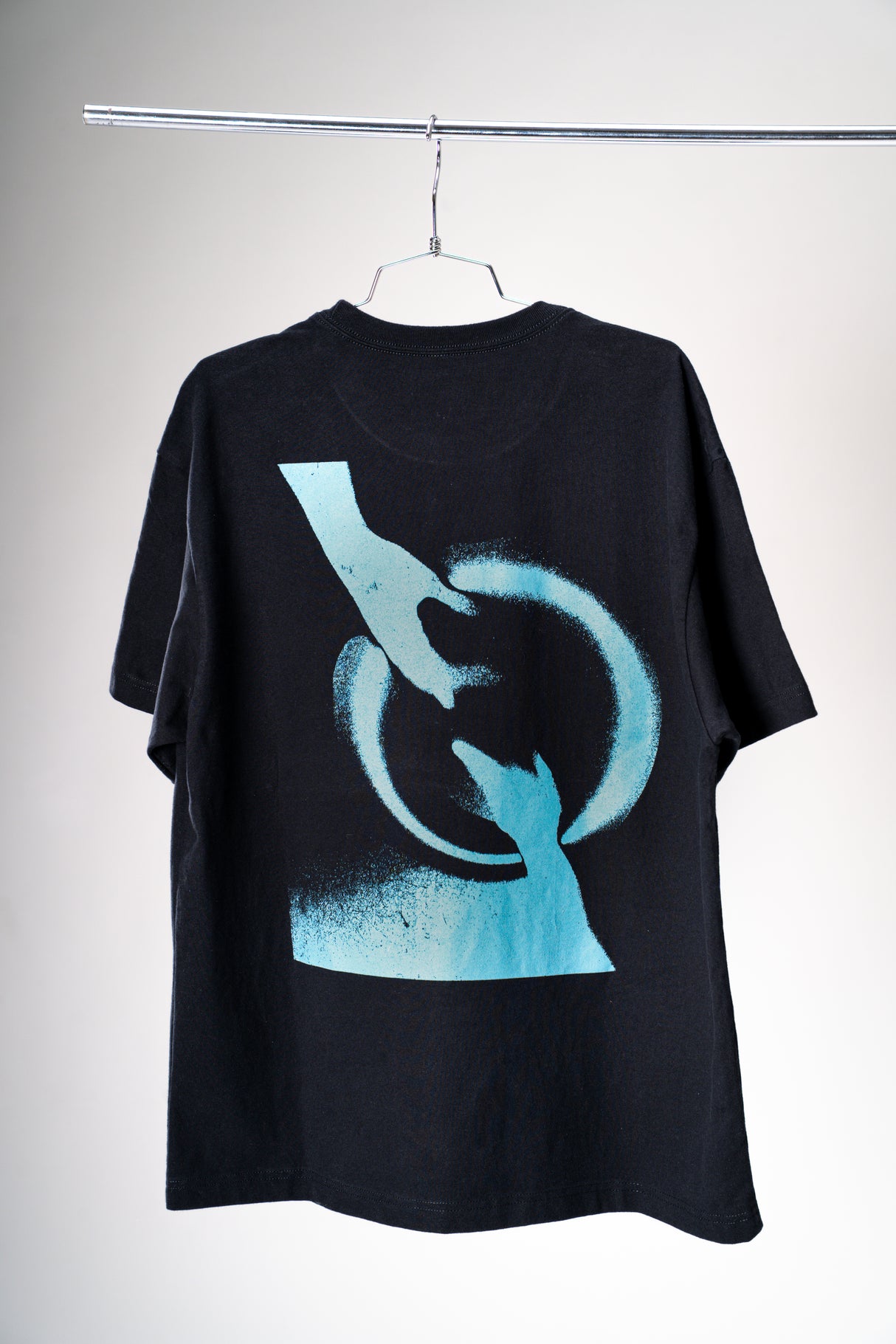 breakkaway - Reach T-Shirt
